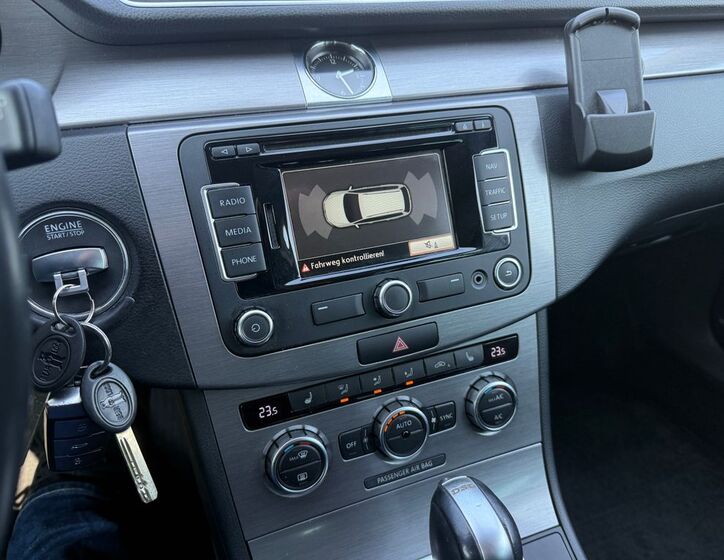 Volkswagen Passat 10