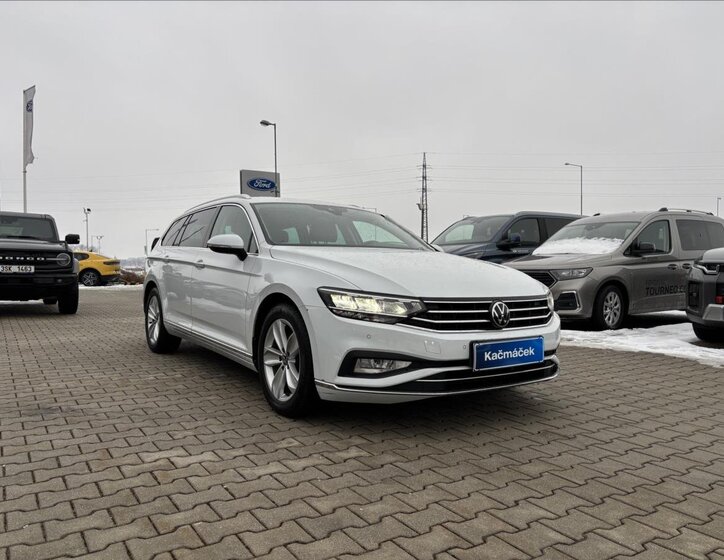 Volkswagen Passat Kombi 2,0 l 110 kw