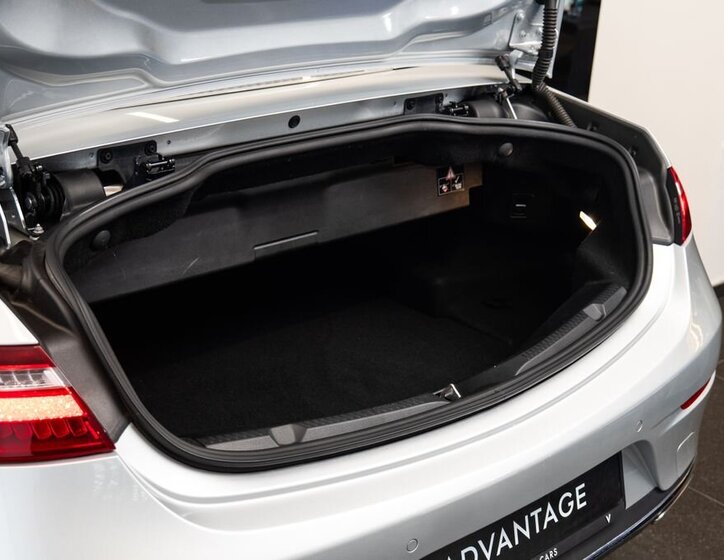 Mercedes-Benz Třídy E 19