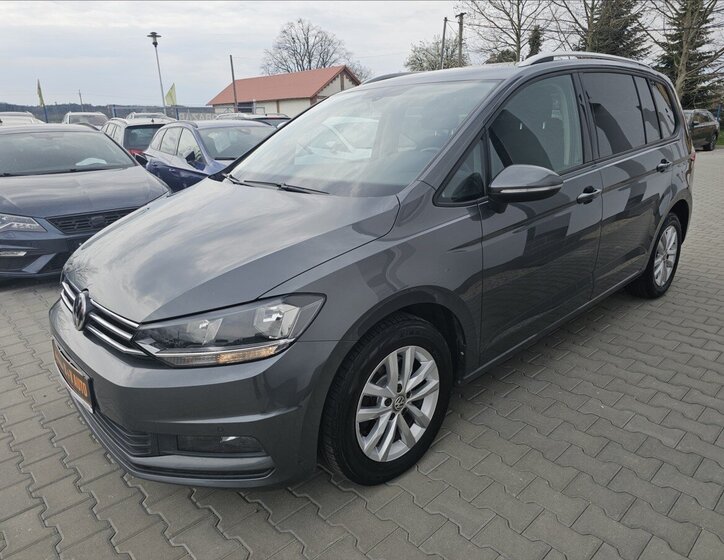 Volkswagen Touran Kombi 2,0 l 110 kw