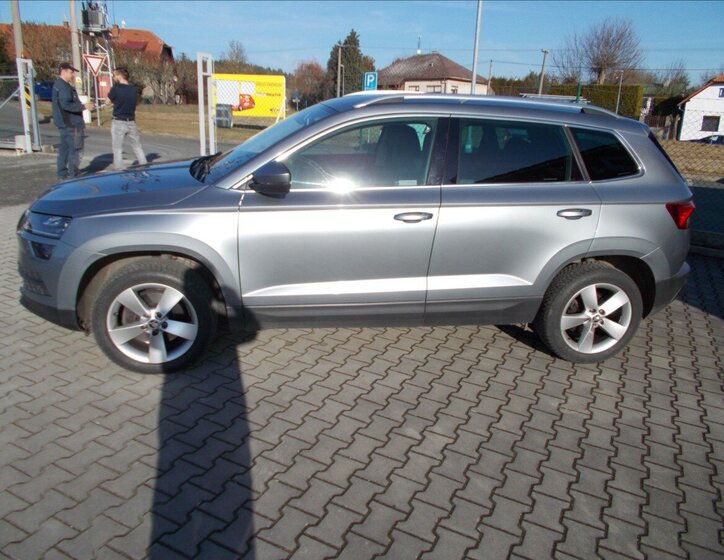 Škoda Karoq SUV / Terénní 2,0 l 110 kw