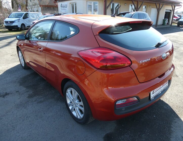 KIA Ceed Hatchback 1,6 l 996 kw