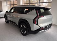 KIA EV9 4