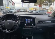 Mitsubishi Outlander SUV 2,0 l 110 kw