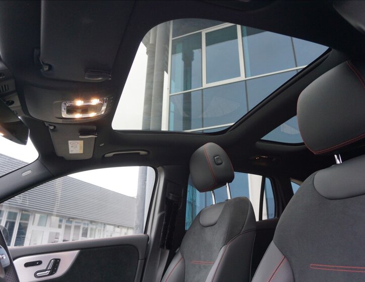 Mercedes-Benz GLA SUV 2,0 l 165 kw