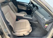 Mercedes-Benz Třídy E 12