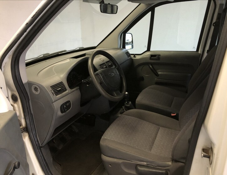 Ford Transit Connect 9