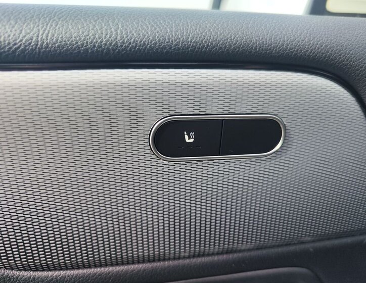 Mercedes-Benz GLB SUV / Terénní 2,0 l 110 kw