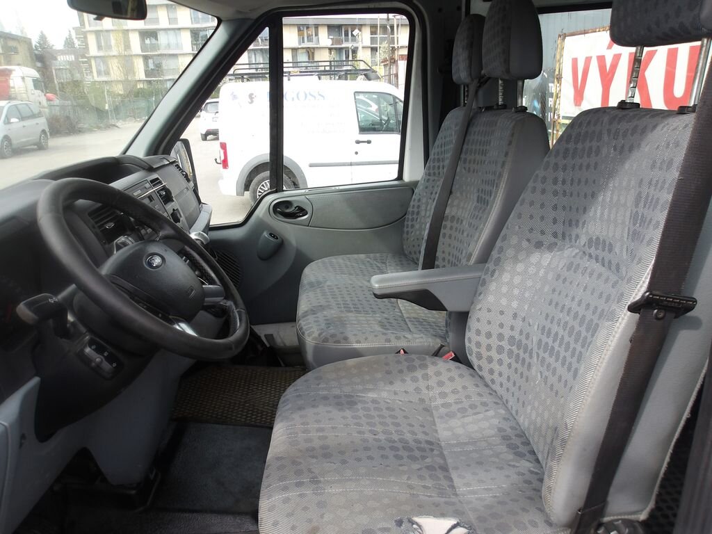 Ford Transit Skříň 2,4 l 103 kw