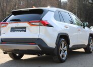 Toyota RAV4 SUV 2,0 l 129 kw