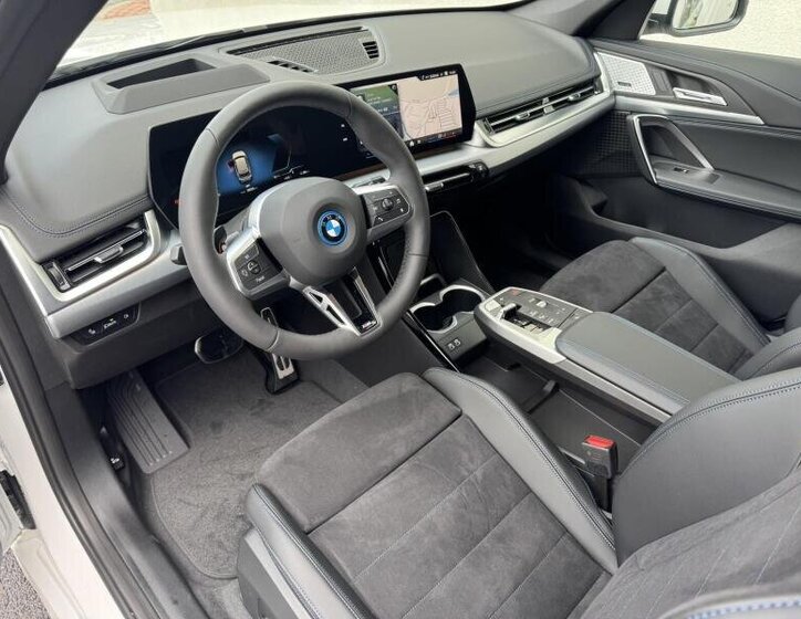 BMW X1 SUV / Terénní 1,0 200 kw