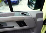 Volkswagen Crafter 12