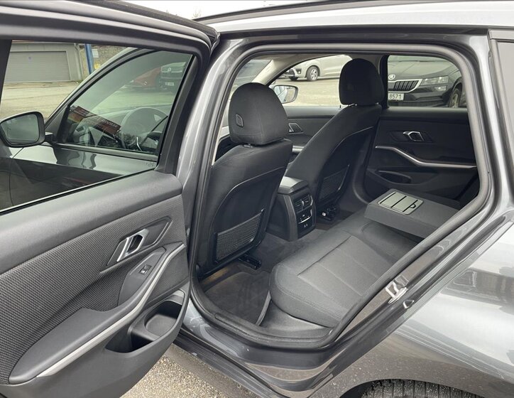 BMW Řada 3 Kombi 2,0 l 140 kw