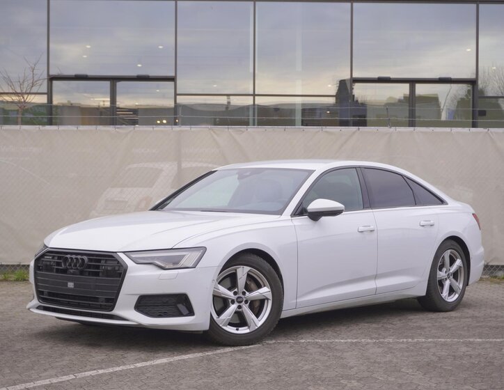 Audi A6 1