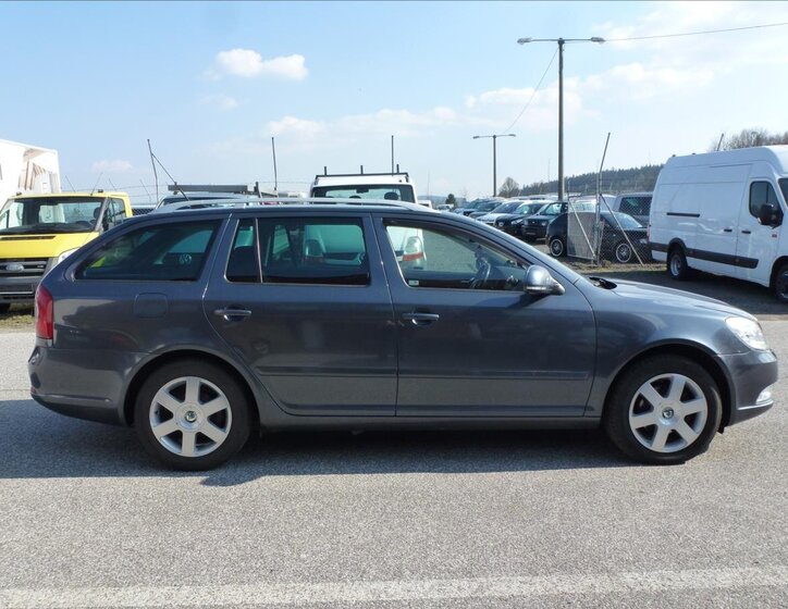 Škoda Octavia Kombi 1,8 l 118 kw