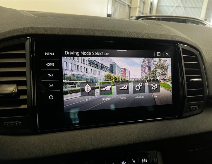 Škoda Karoq SUV / Terénní 2,0 l 140 kw