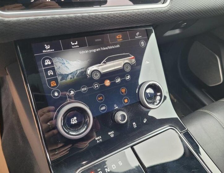 Land Rover Range Rover Velar SUV 3,0 l 221 kw