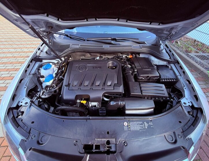 Škoda Superb Kombi 2,0 l 103 kw