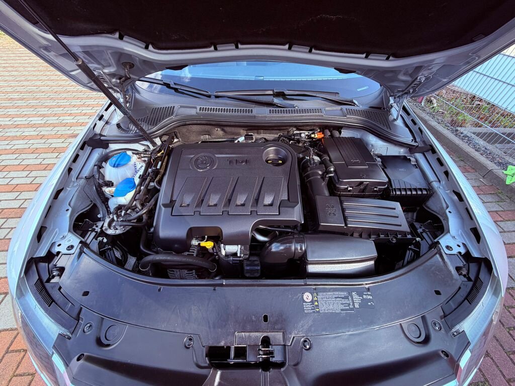 Škoda Superb Kombi 2,0 l 103 kw