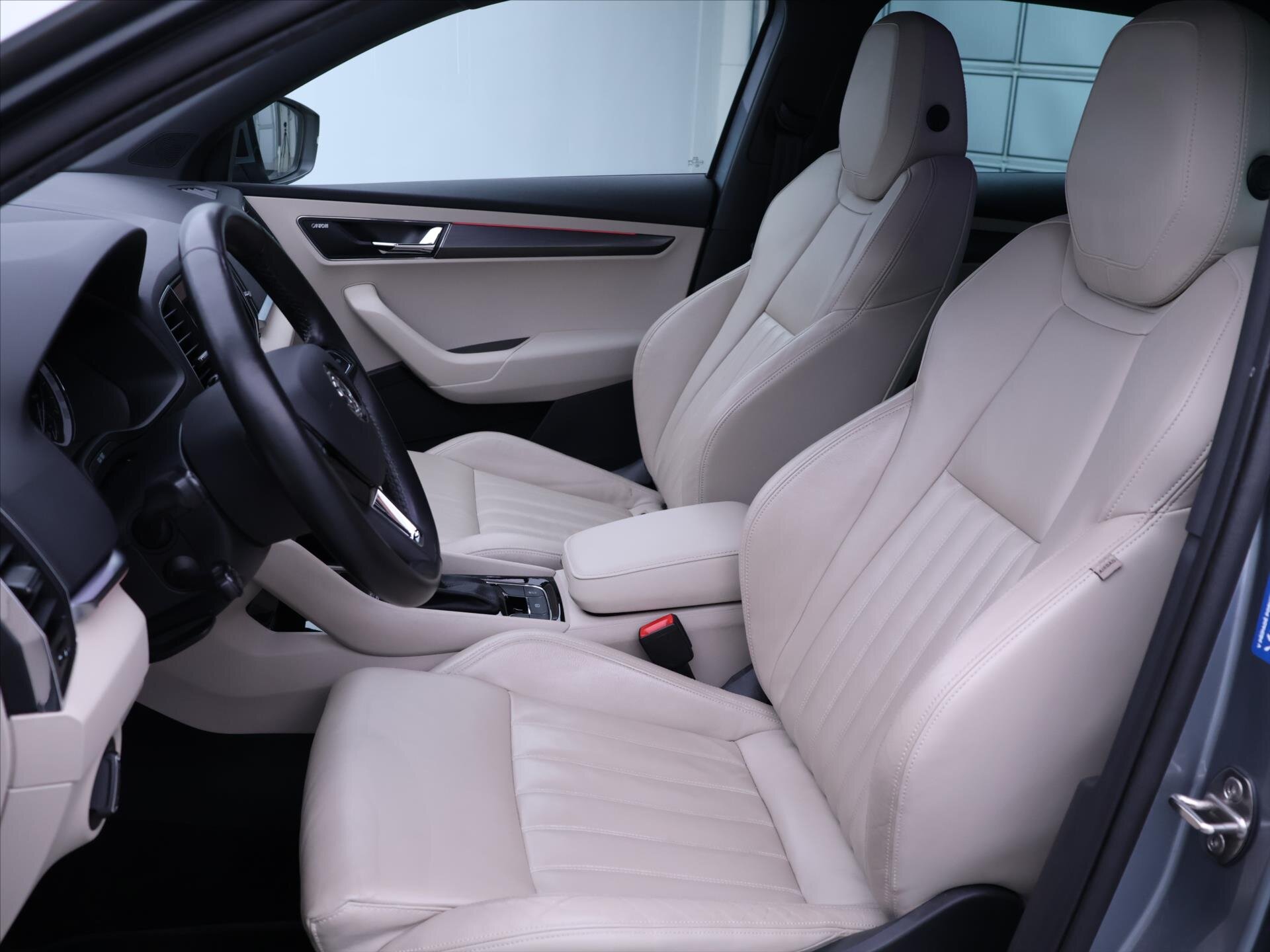 Škoda Karoq SUV 1,5 l 110 kw