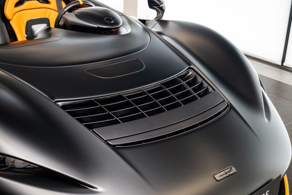 McLaren Elva Kabriolet 4,0 l 600 kw