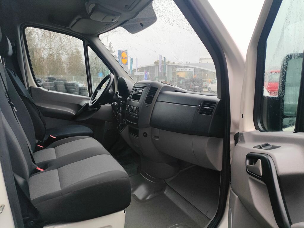 Volkswagen Crafter Skříň 2,0 l 80 kw