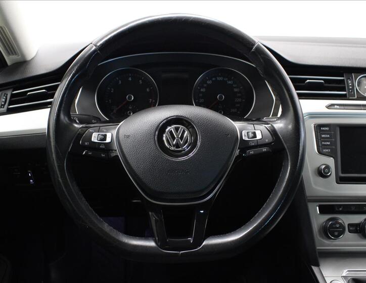 Volkswagen Passat 17