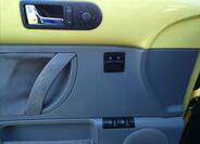 Volkswagen New Beetle 10