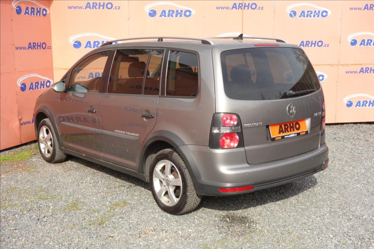 Volkswagen Touran MPV 2,0 l 103 kw
