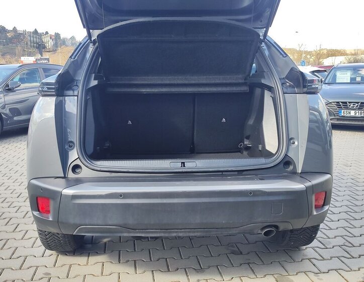 Peugeot 2008 Hatchback 1,2 l 74 kw