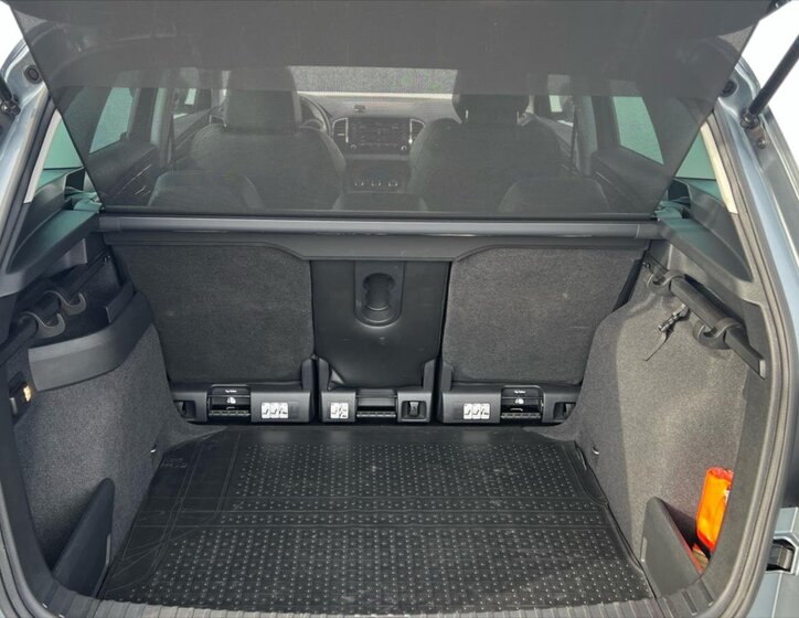 Škoda Karoq Kombi 1,5 l 110 kw