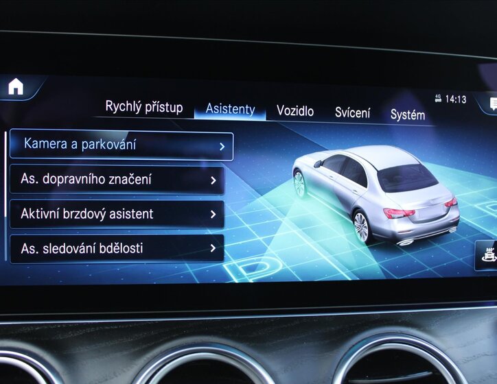 Mercedes-Benz Třídy E Sedan / Limuzína 2,0 l 143 kw