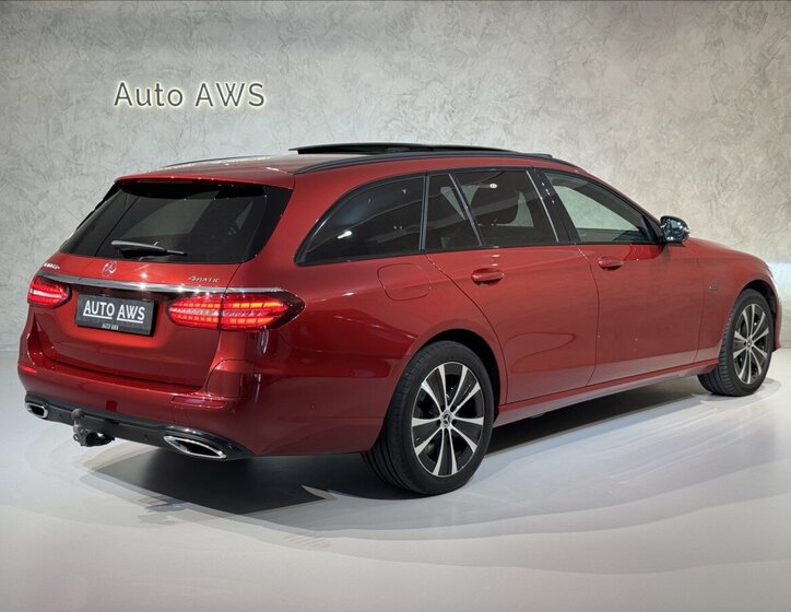 Mercedes-Benz Třídy E 11