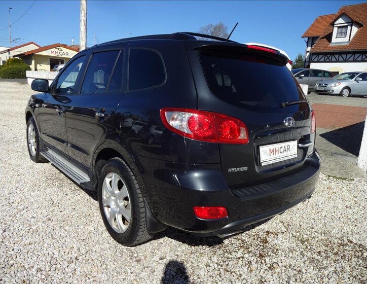 Hyundai Santa Fe SUV / Terénní 2,2 l 114 kw