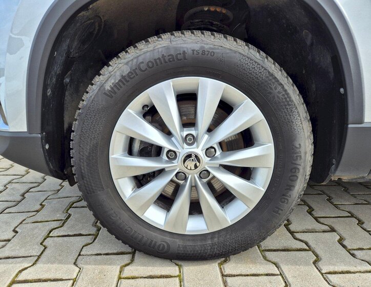 Škoda Karoq SUV / Terénní 1,5 l 110 kw