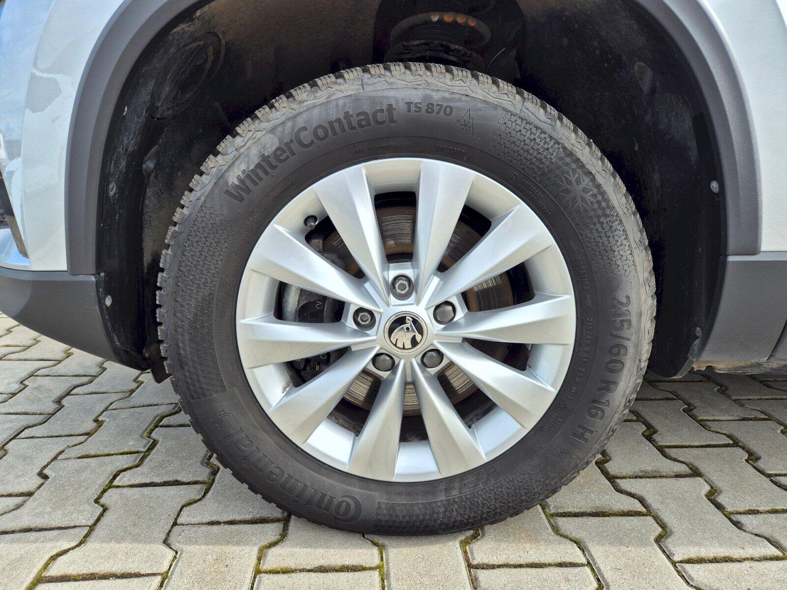 Škoda Karoq SUV / Terénní 1,5 l 110 kw