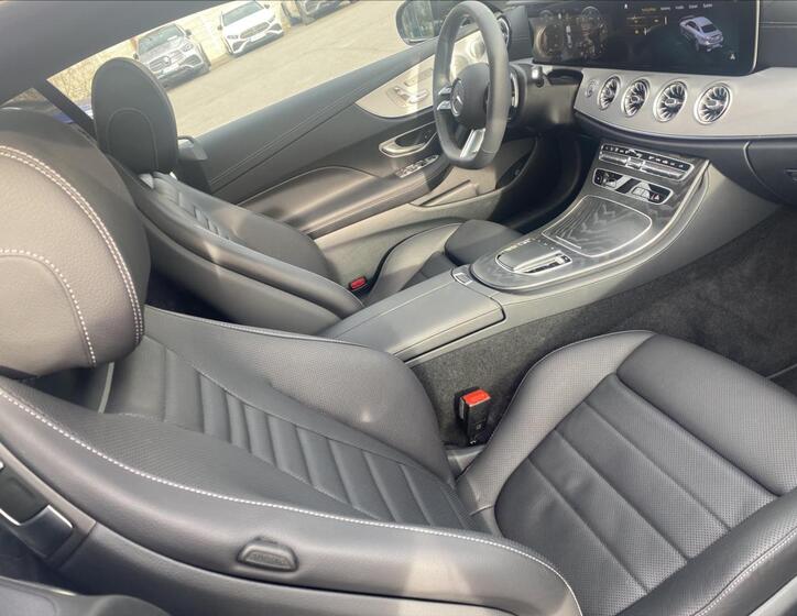 Mercedes-Benz Třídy E 14