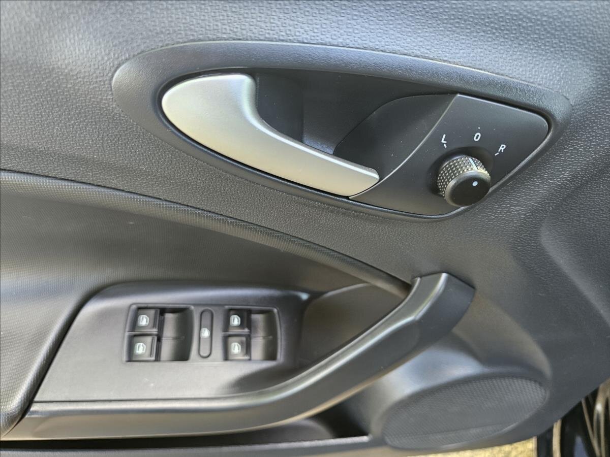 Seat Ibiza Hatchback 1,4 l 63 kw