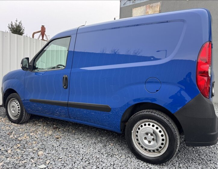 Fiat Dobló cargo Skříň 1,4 l 70 kw
