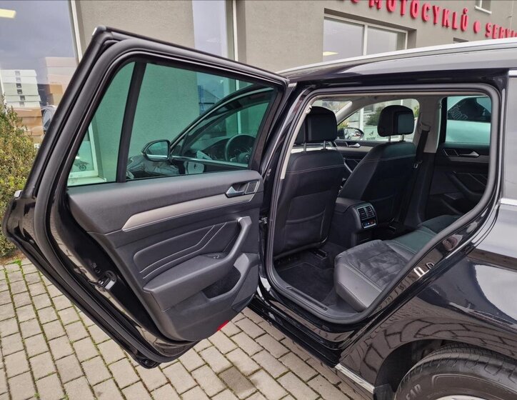 Volkswagen Passat Kombi 2,0 l 110 kw