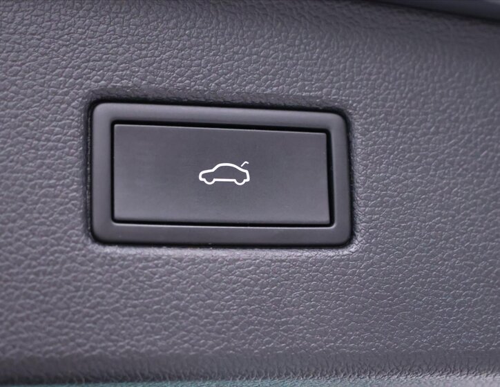 Volkswagen Tiguan SUV / Terénní 2,0 l 140 kw