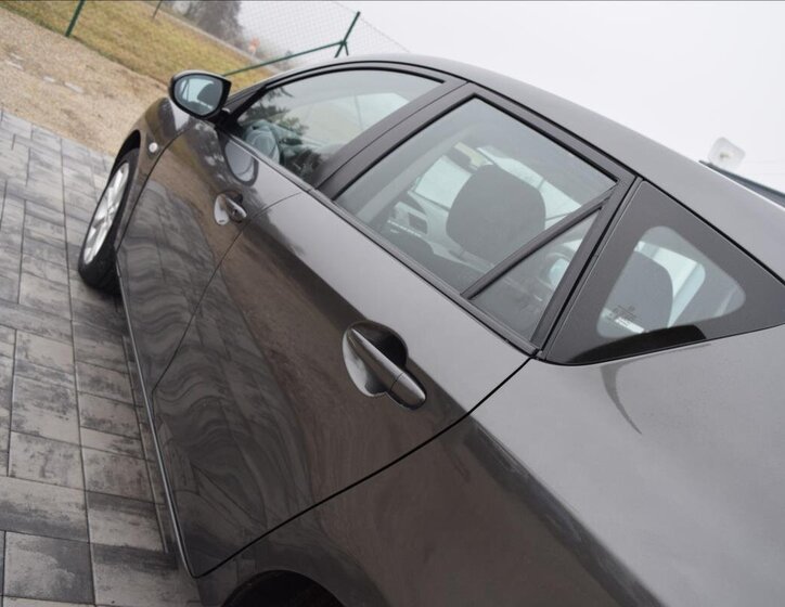 Mazda 3 Hatchback 1,6 l 77 kw