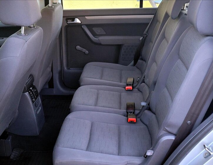 Volkswagen Touran MPV 1,9 l 77 kw