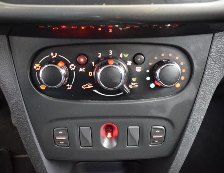 Dacia Logan Kombi 898,0 66 kw