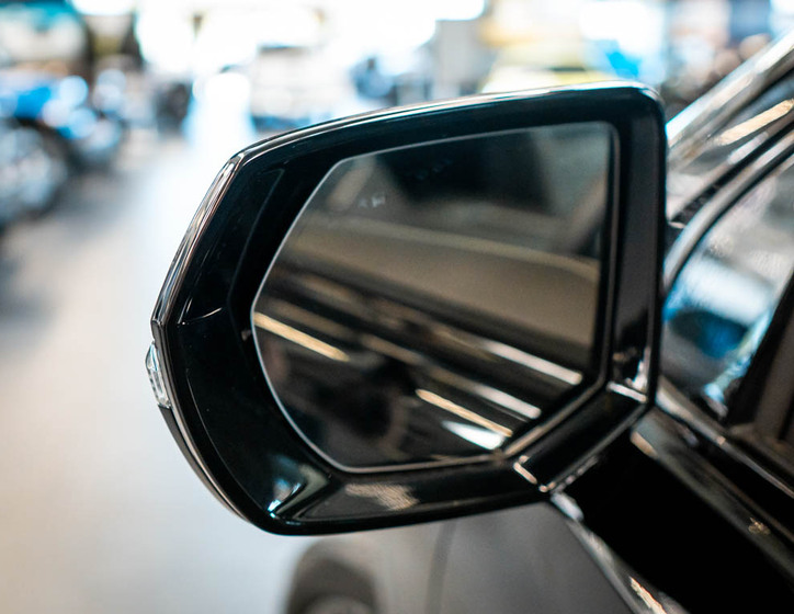 Cadillac Escalade 48