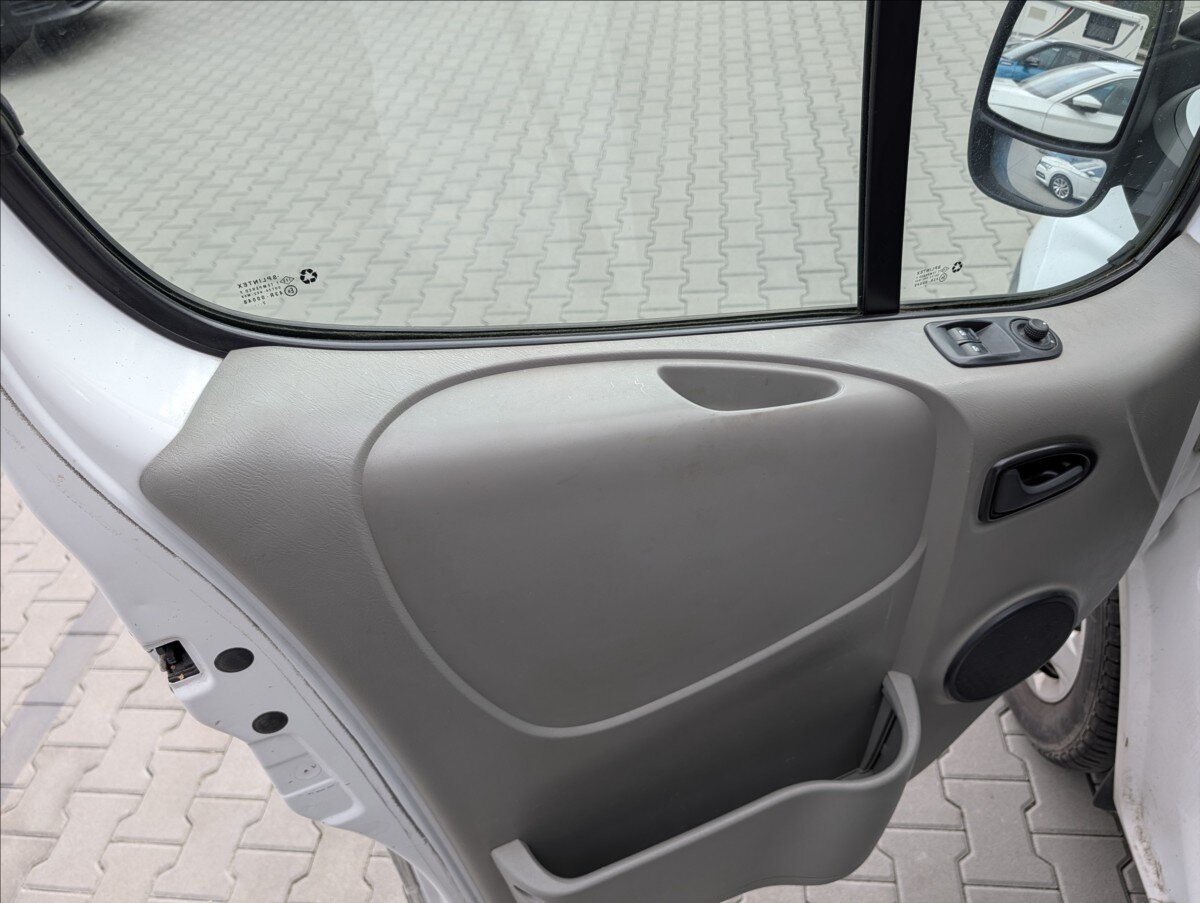Opel Vivaro Skříň 2,0 l 84 kw