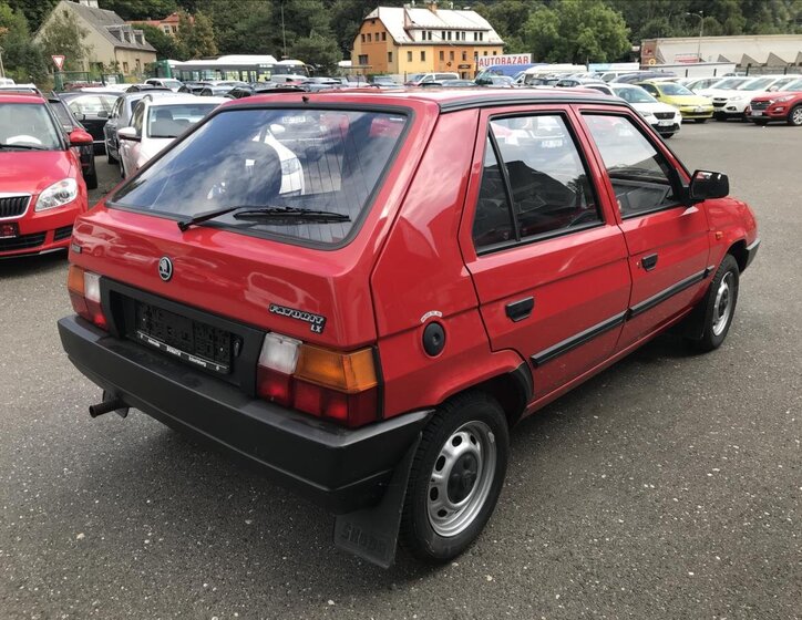 Škoda Favorit Hatchback 1,3 l 40 kw