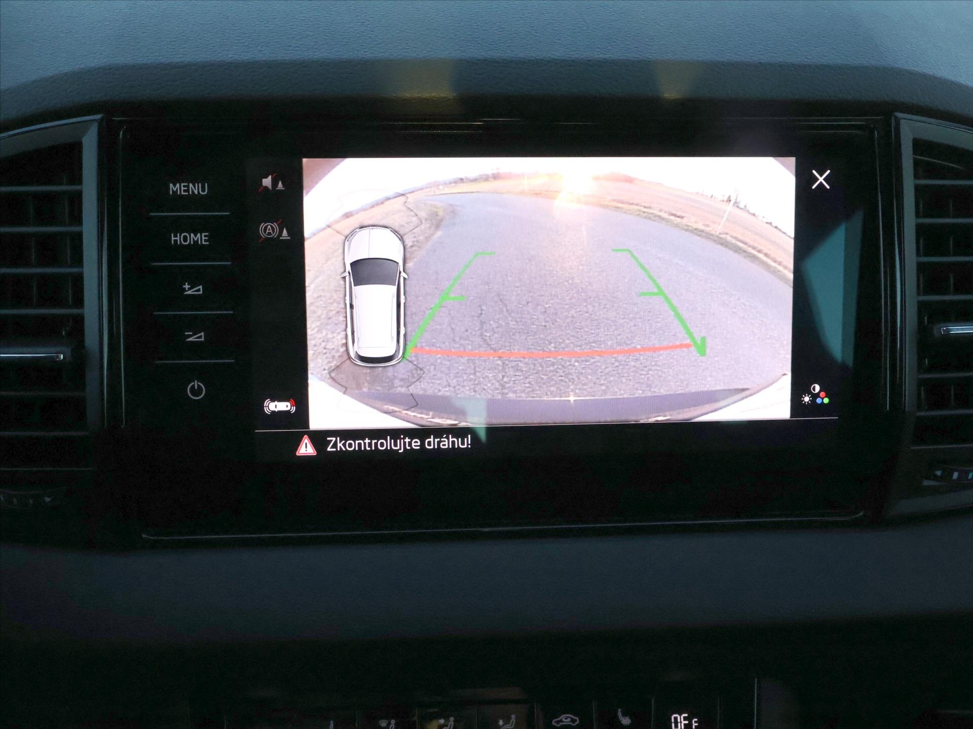 Škoda Karoq SUV / Terénní 2,0 l 140 kw