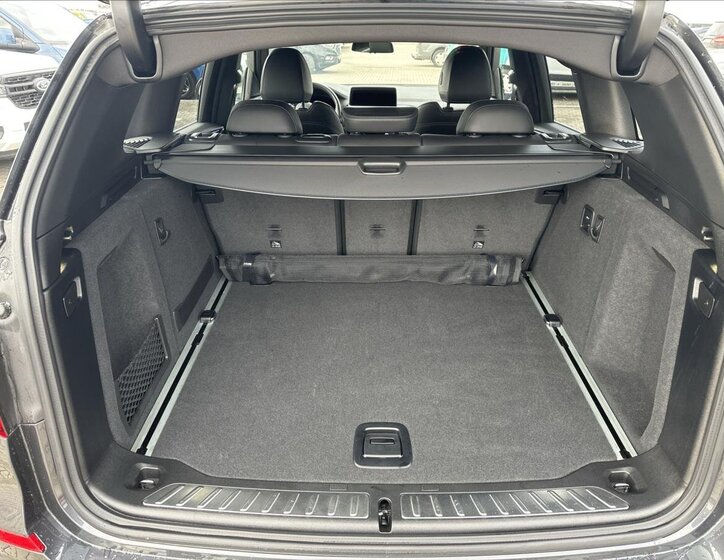 BMW X3 SUV 2,0 l 185 kw