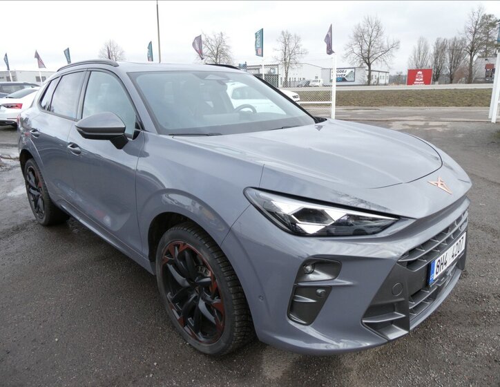 Cupra Terramar SUV 2,0 l 195 kw